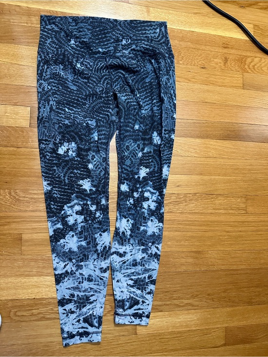 lululemon athletica Pants - Lululemon Align Pant Engineered
Indigo Lace Starlight Multi Align Pant size 12
